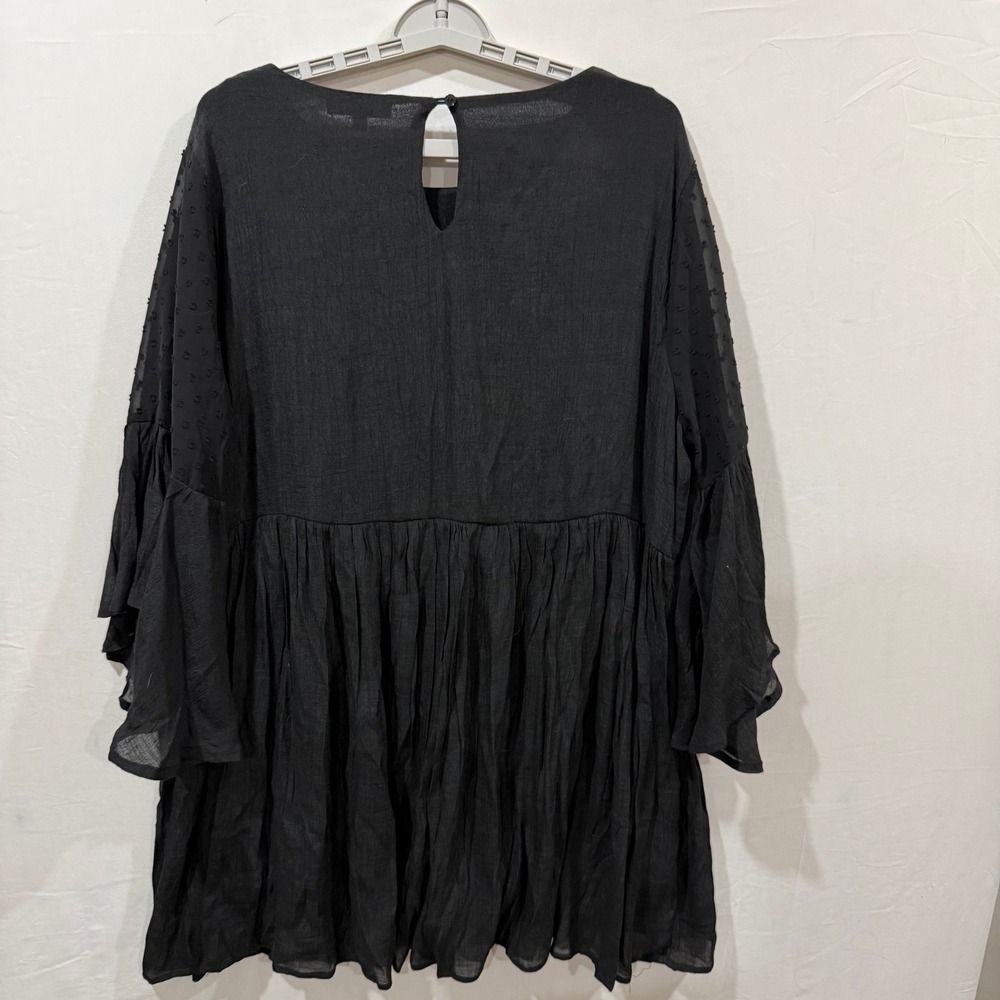 Umgee Plus Black Floral Embroidered Swiss Dot Bell Sleeve Babydoll Tunic 1XL - Picture 3 of 12